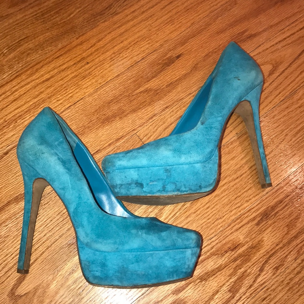 8.5 Jessica Simpson Aqua/green pumps